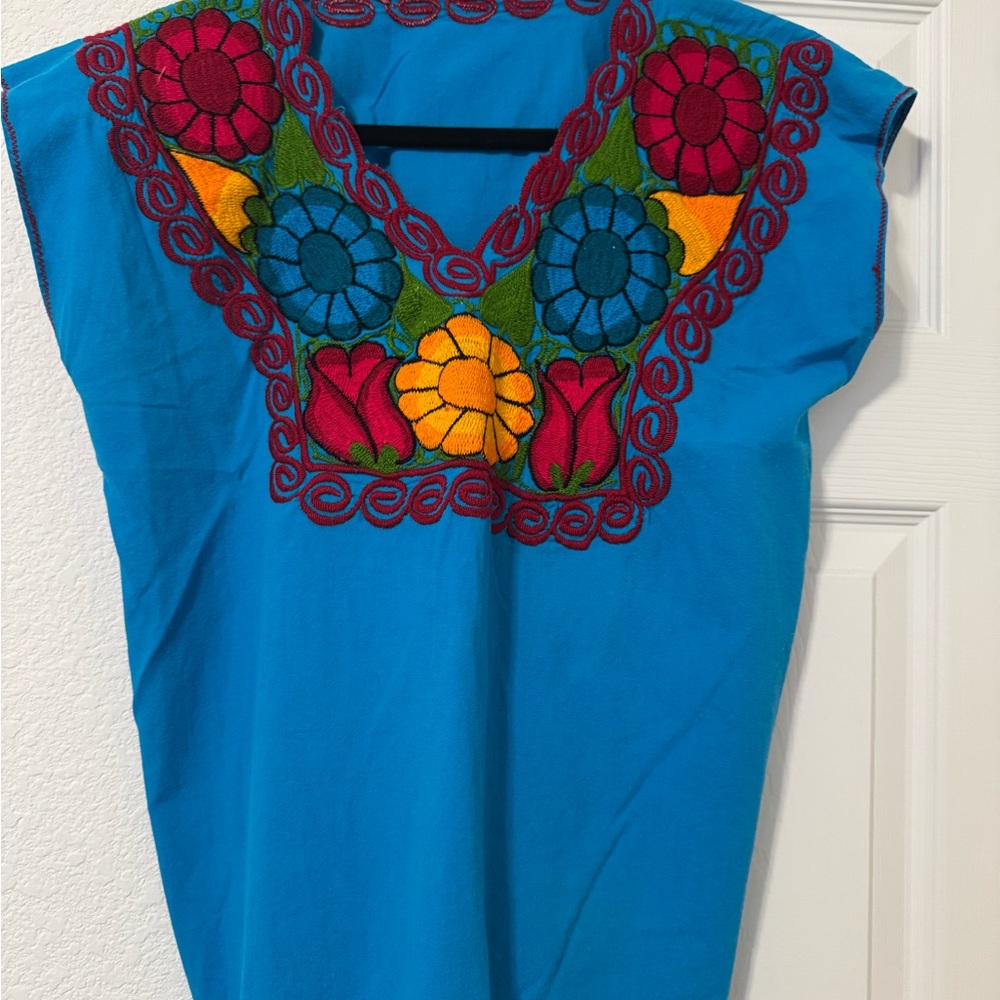Embroidered Floral V-Neck Women’s Top in Bright Turquoise